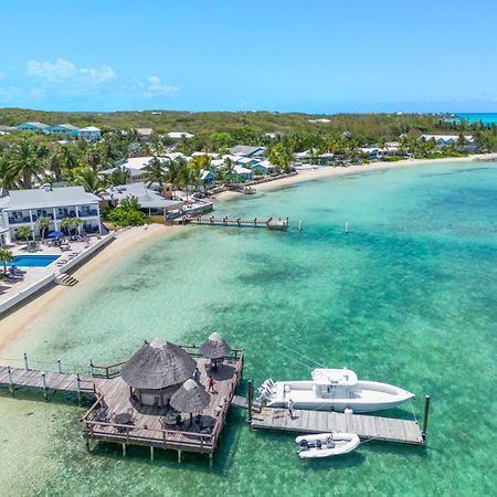 Augusta Bay Hotel George Town Luaran gambar