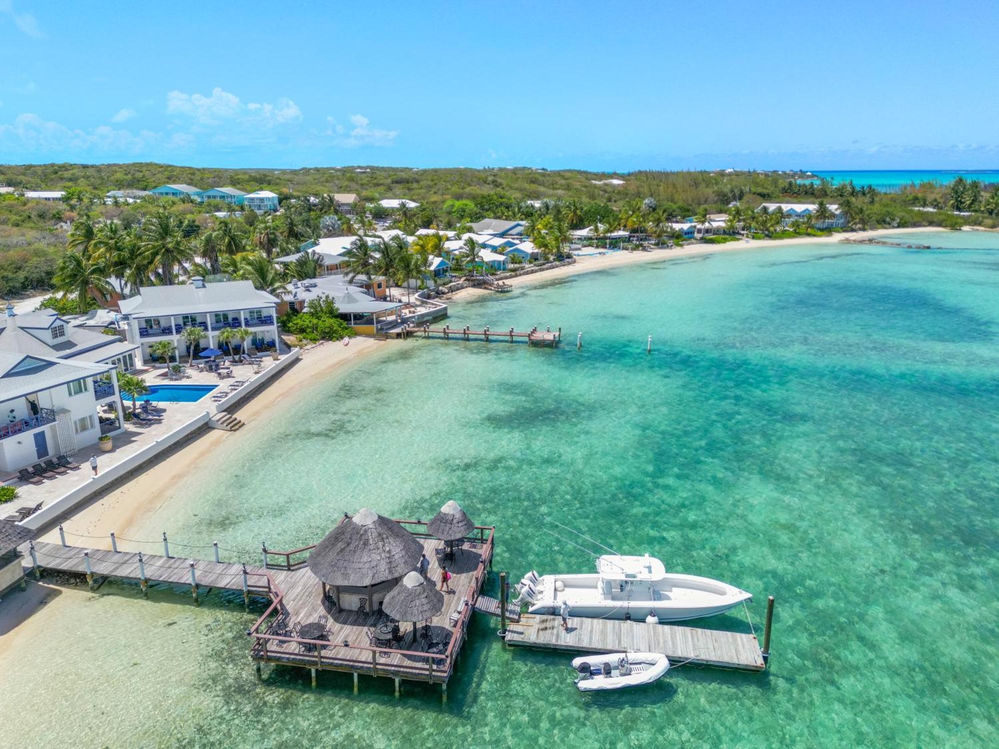 Augusta Bay Hotel George Town Luaran gambar