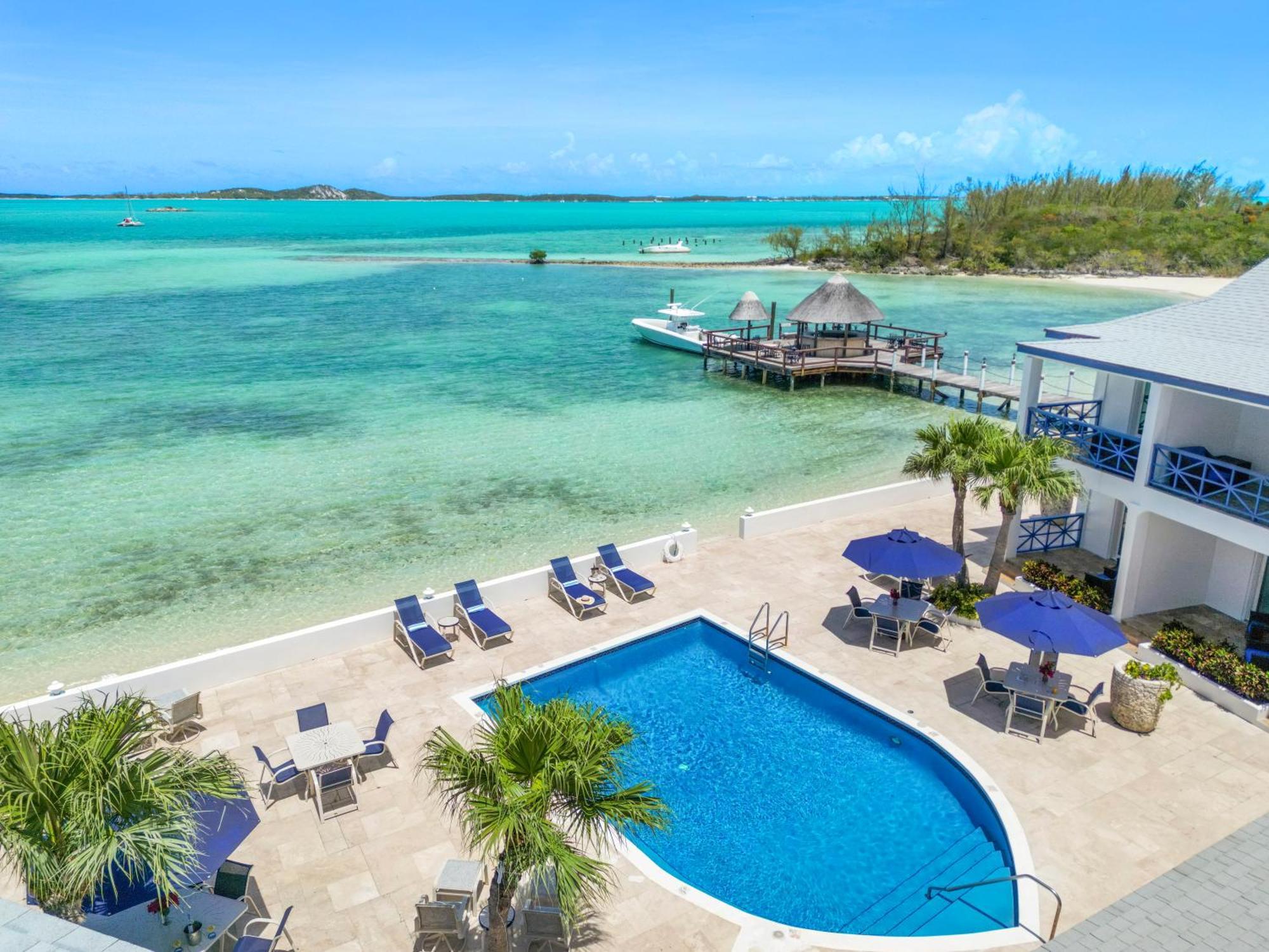 Augusta Bay Hotel George Town Luaran gambar